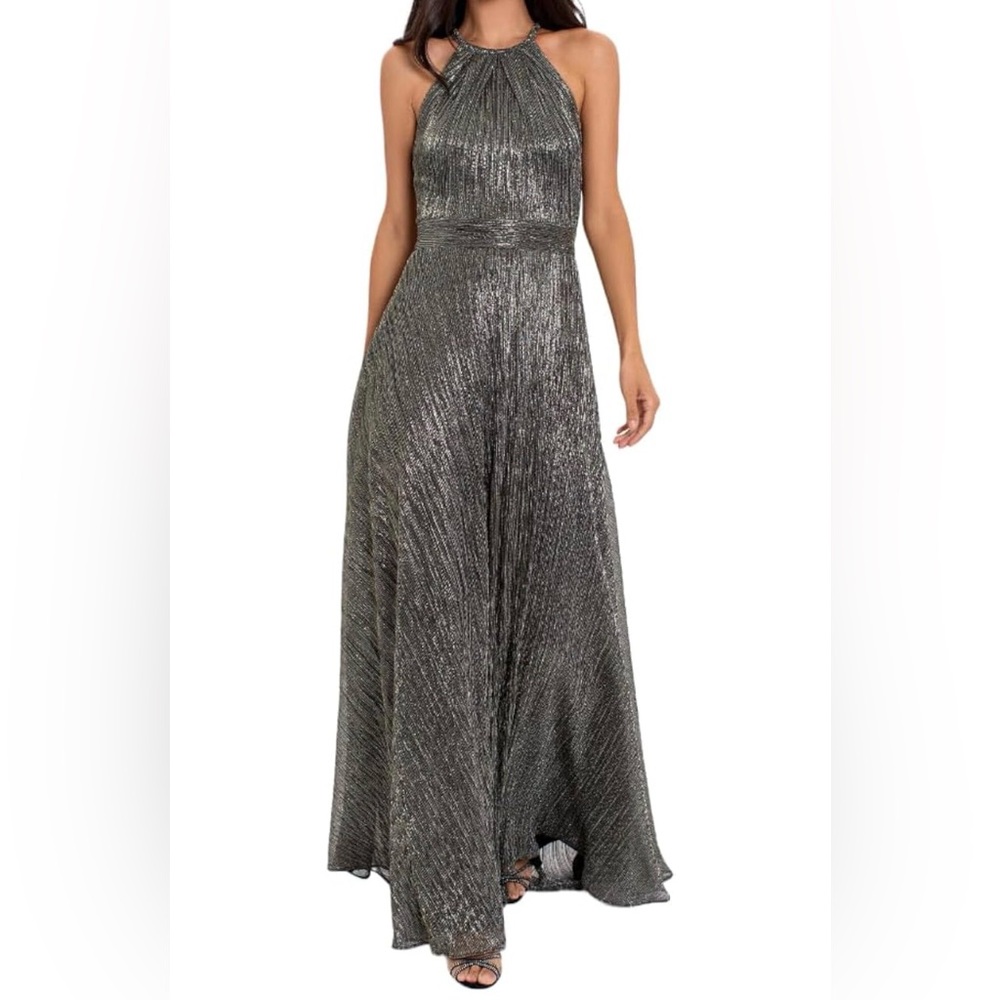 Betsy & Adam Women's Halter Neck Gown/Metallic Pleated Flowing A-line